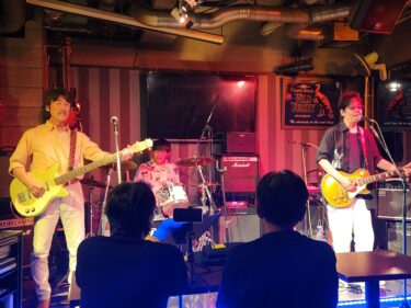 浜松町　Live In 隠れ家 「HEAT WAVE （対バンライブ）」（2024/12/21)